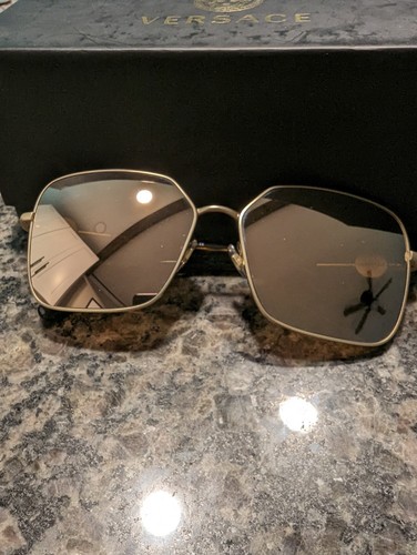 New versace sunglasses - new, ve2227